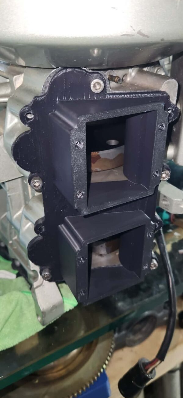 Wetbike V reed Manifold w/ integrated stuffer/ ramps 
 PREORDER